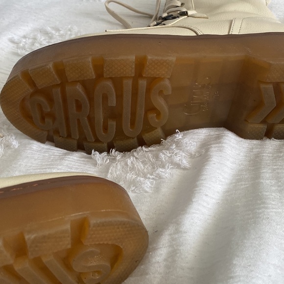 Circus by Sam Edelman Boot - Picture 4 of 6